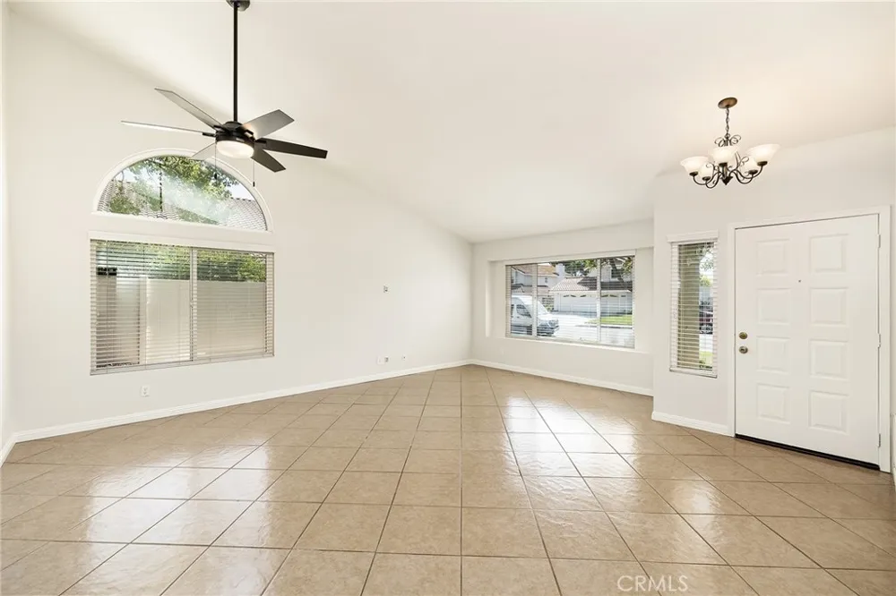 39776 Castile Avenue Murrieta, CA 92562