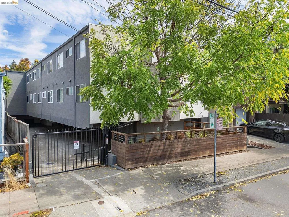 2425 Grant St Berkeley, CA 94703