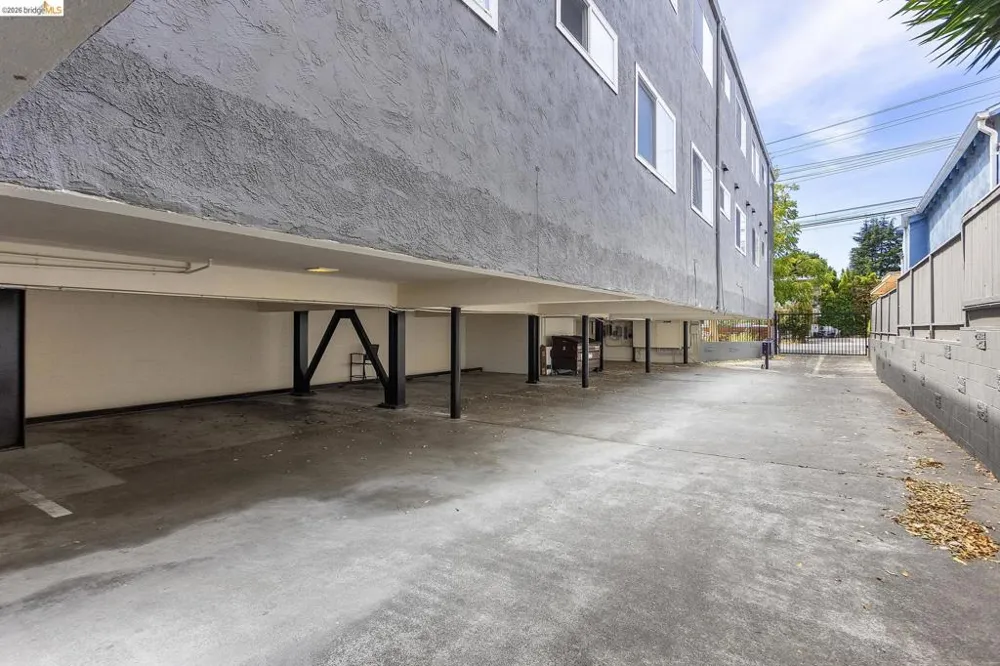 2425 Grant St Berkeley, CA 94703