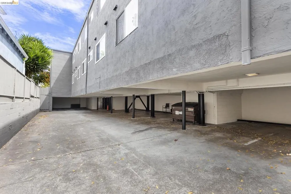 2425 Grant St Berkeley, CA 94703