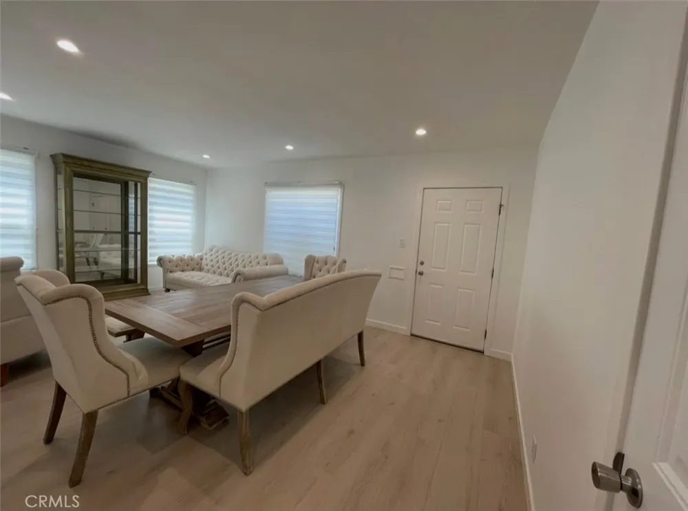 202 S Chevy Chase Drive Glendale, CA 91205