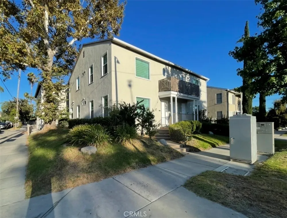 202 S Chevy Chase Drive Glendale, CA 91205