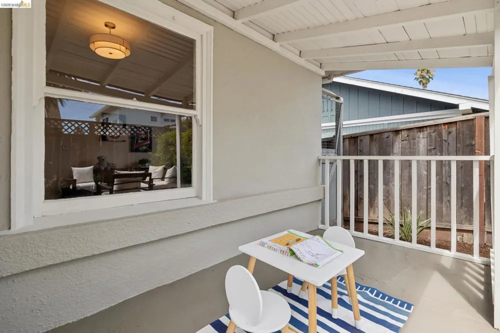 4010 Elston Ave Oakland, CA 94602