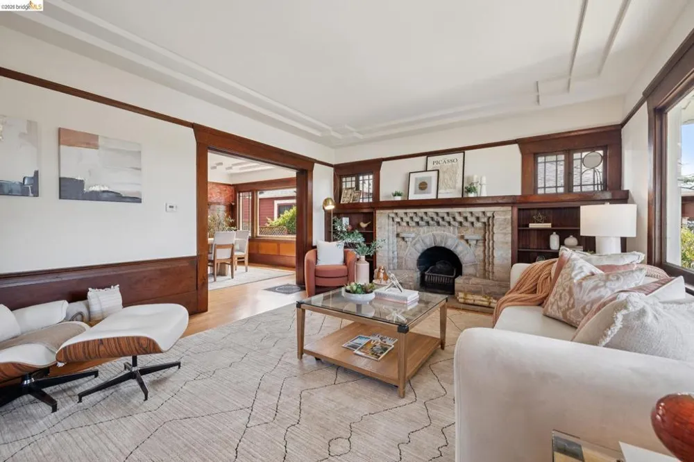 4010 Elston Ave Oakland, CA 94602