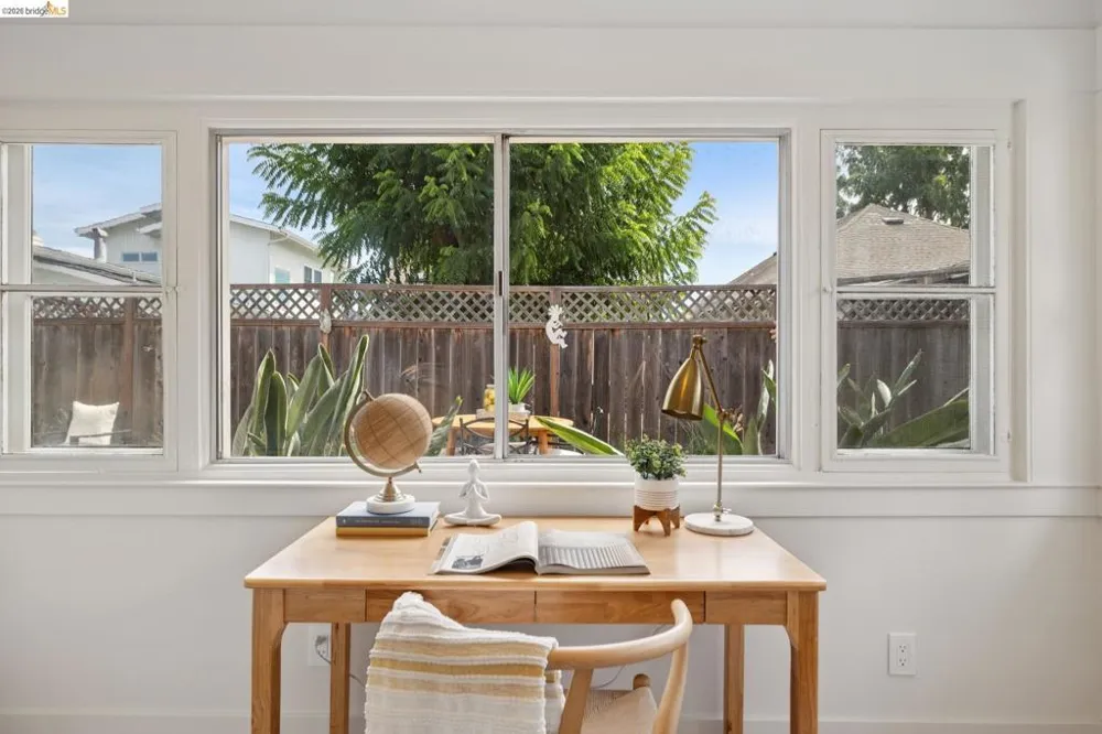 4010 Elston Ave Oakland, CA 94602