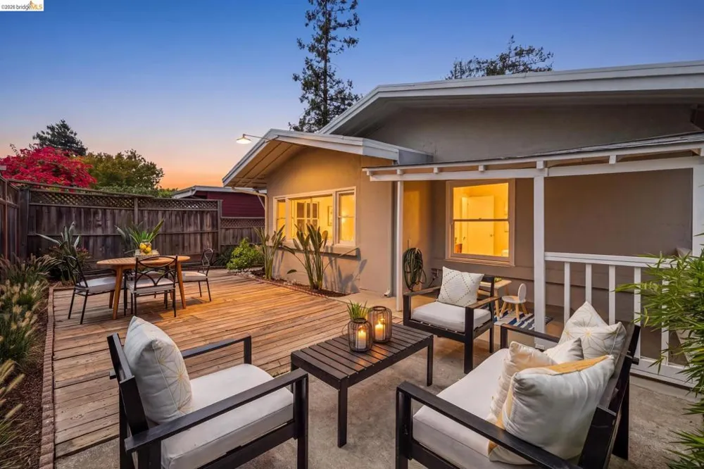 4010 Elston Ave Oakland, CA 94602