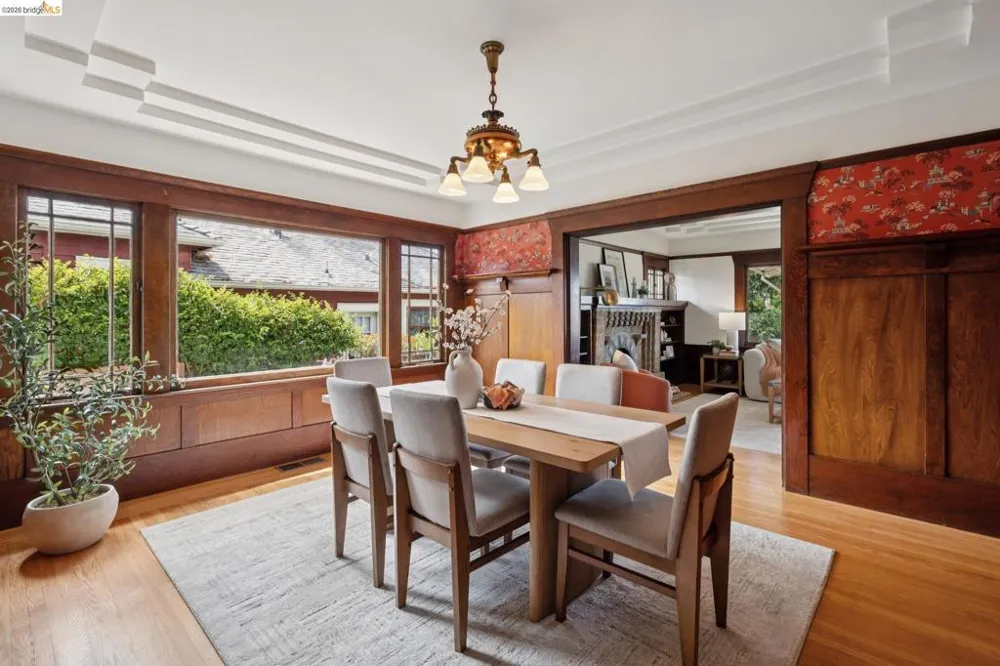 4010 Elston Ave Oakland, CA 94602