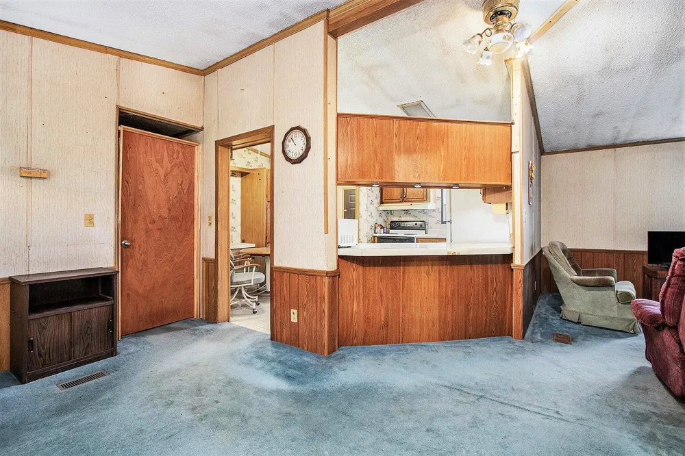 6727 Youngren Road Three Oaks, MI 49128