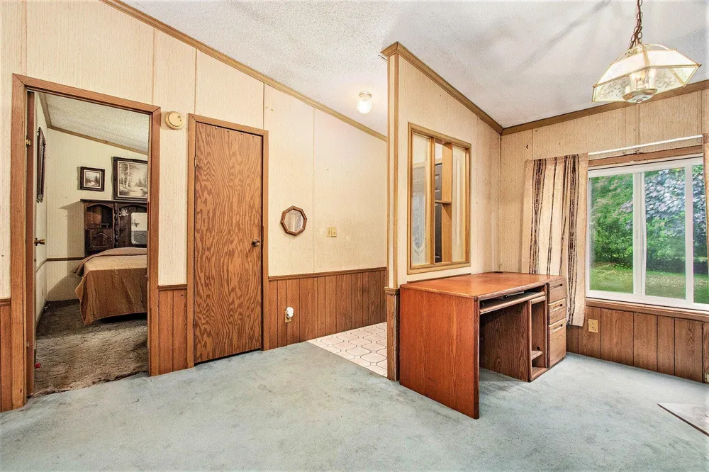 6727 Youngren Road Three Oaks, MI 49128