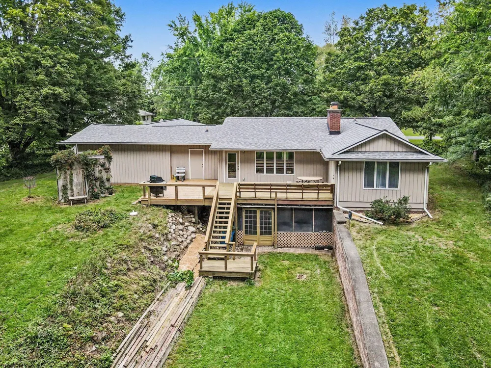 3034 Springbrook Drive Kalamazoo, MI 49004