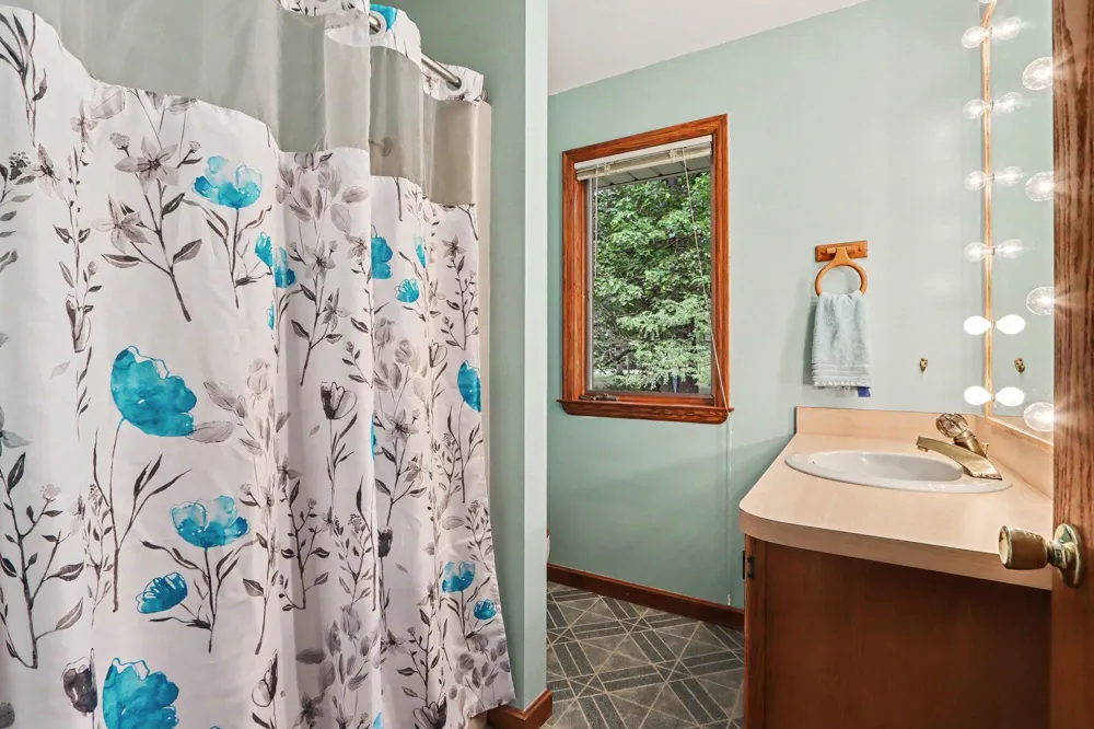 3034 Springbrook Drive Kalamazoo, MI 49004