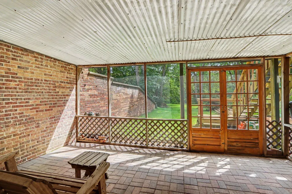 3034 Springbrook Drive Kalamazoo, MI 49004
