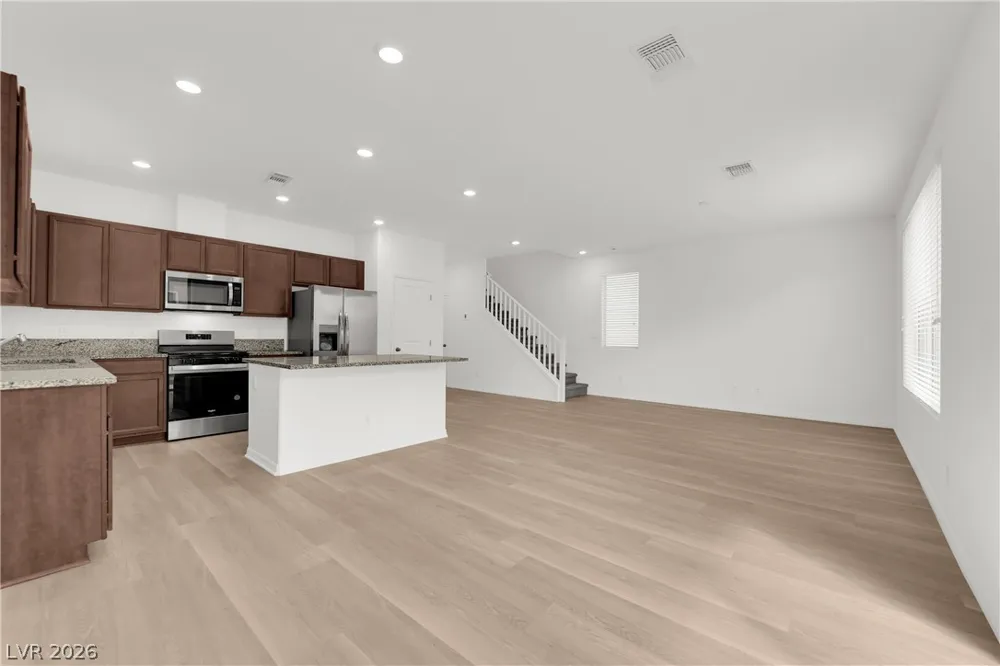 5803 W Haleh Avenue Las Vegas, NV 89141