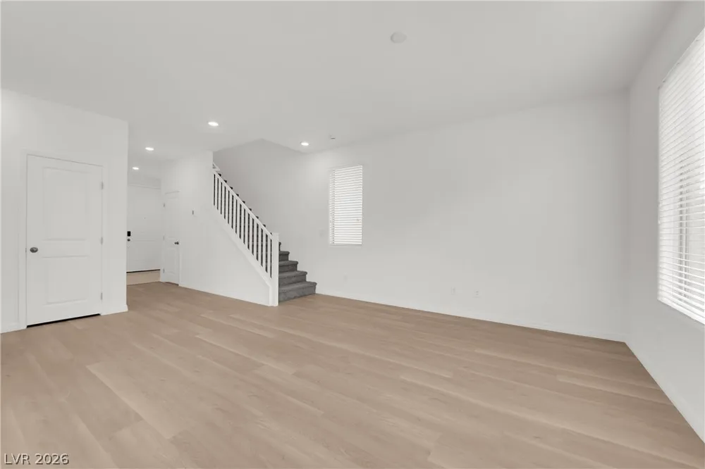 5803 W Haleh Avenue Las Vegas, NV 89141