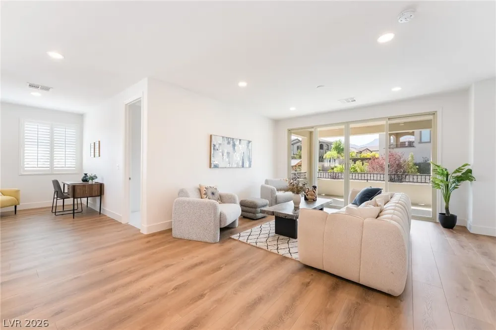 363 Molinetto Street Las Vegas, NV 89138