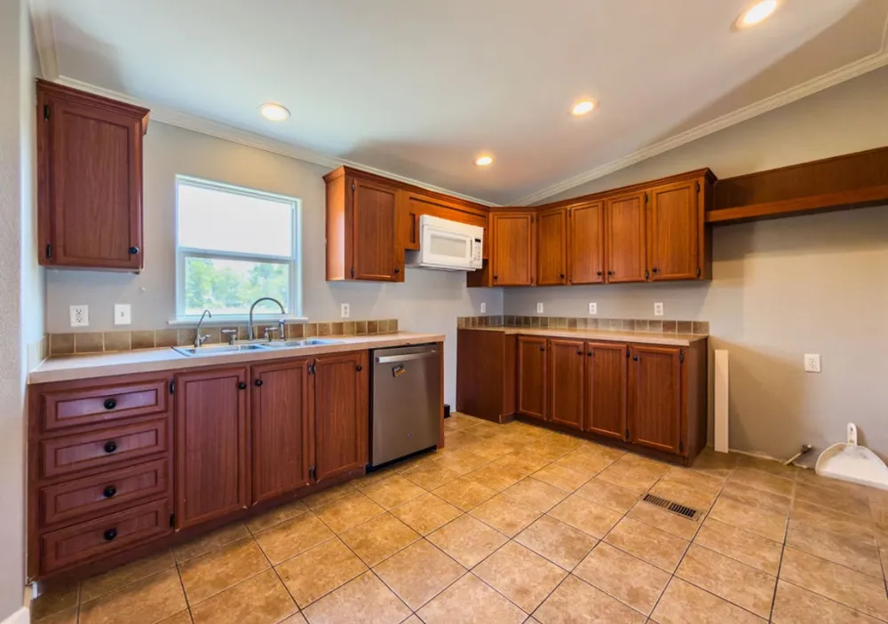 316 Joanne Drive Gholson, TX 76705