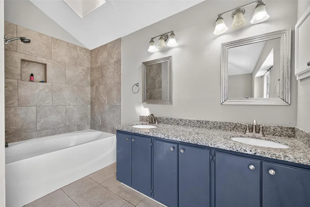 1808 Presidio Street Friendswood, TX 77546