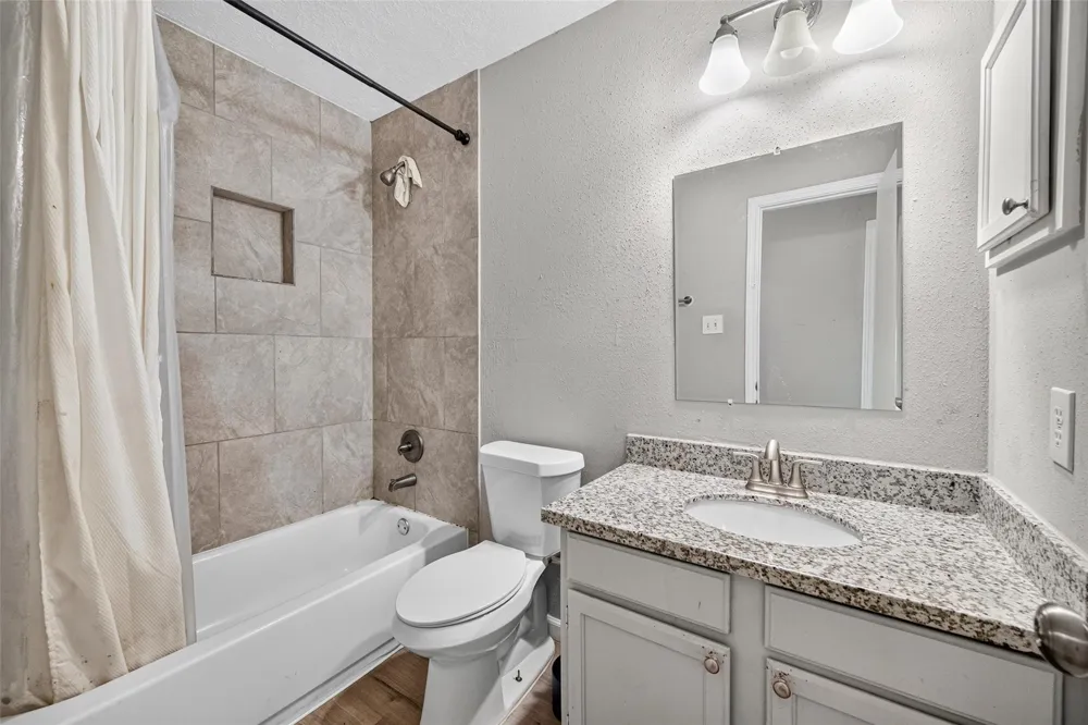 1808 Presidio Street Friendswood, TX 77546