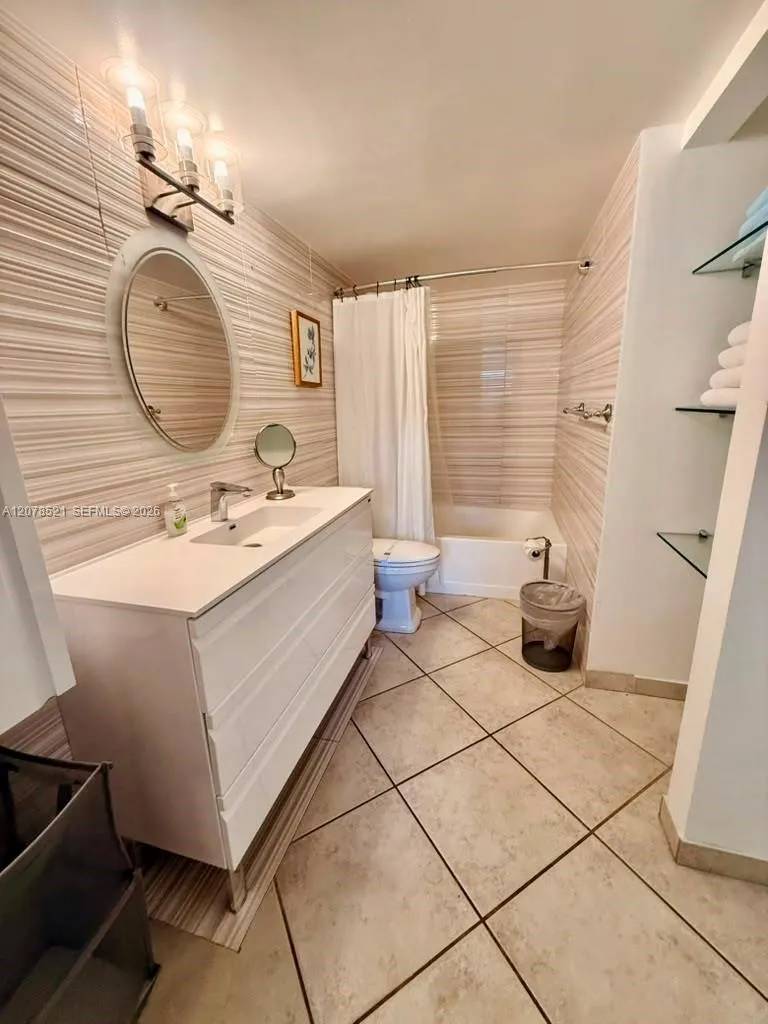 19701 E Country Club Dr #5605A Aventura, FL 33180