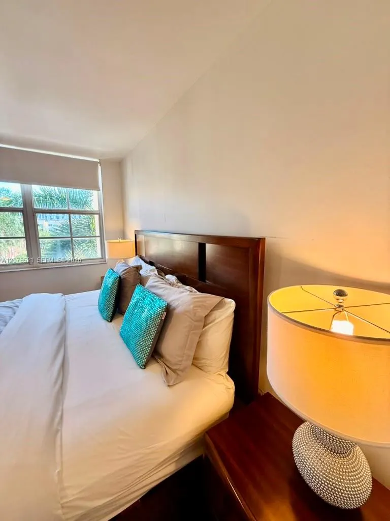 19701 E Country Club Dr #5605A Aventura, FL 33180