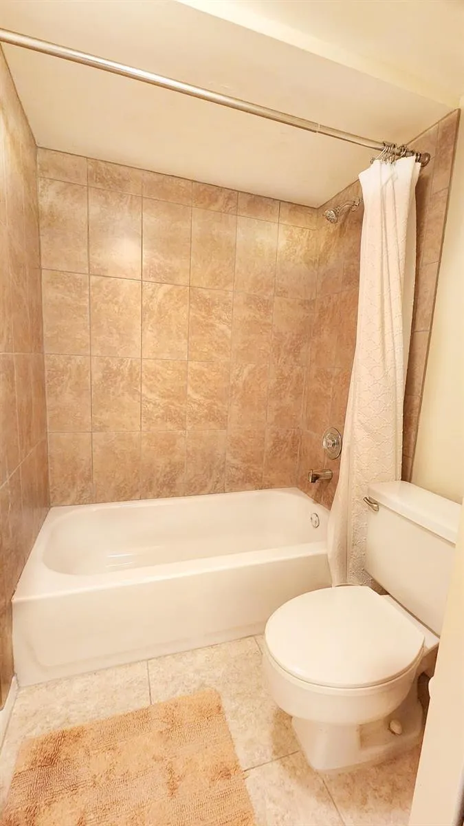 534 5th Terrace Palm Beach Gardens, FL 33418