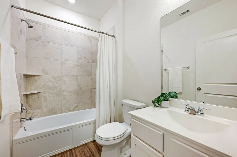10221 Buster Drive Austin, TX 78748