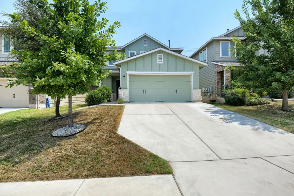 10221 Buster Drive Austin, TX 78748