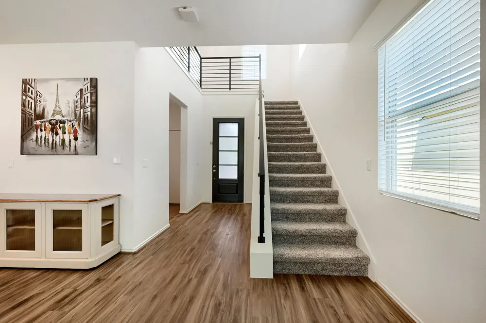 10221 Buster Drive Austin, TX 78748
