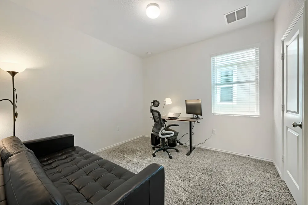 10221 Buster Drive Austin, TX 78748
