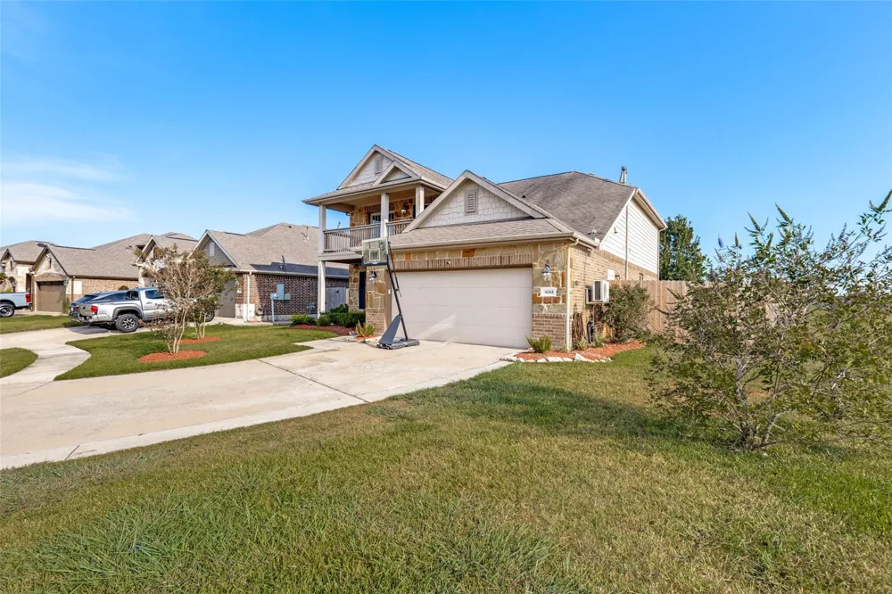 3061 Arbor Ranch Court Dickinson, TX 77539