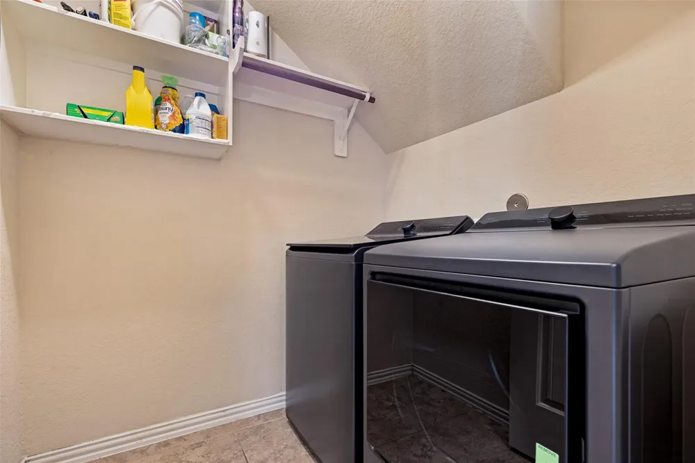 3061 Arbor Ranch Court Dickinson, TX 77539