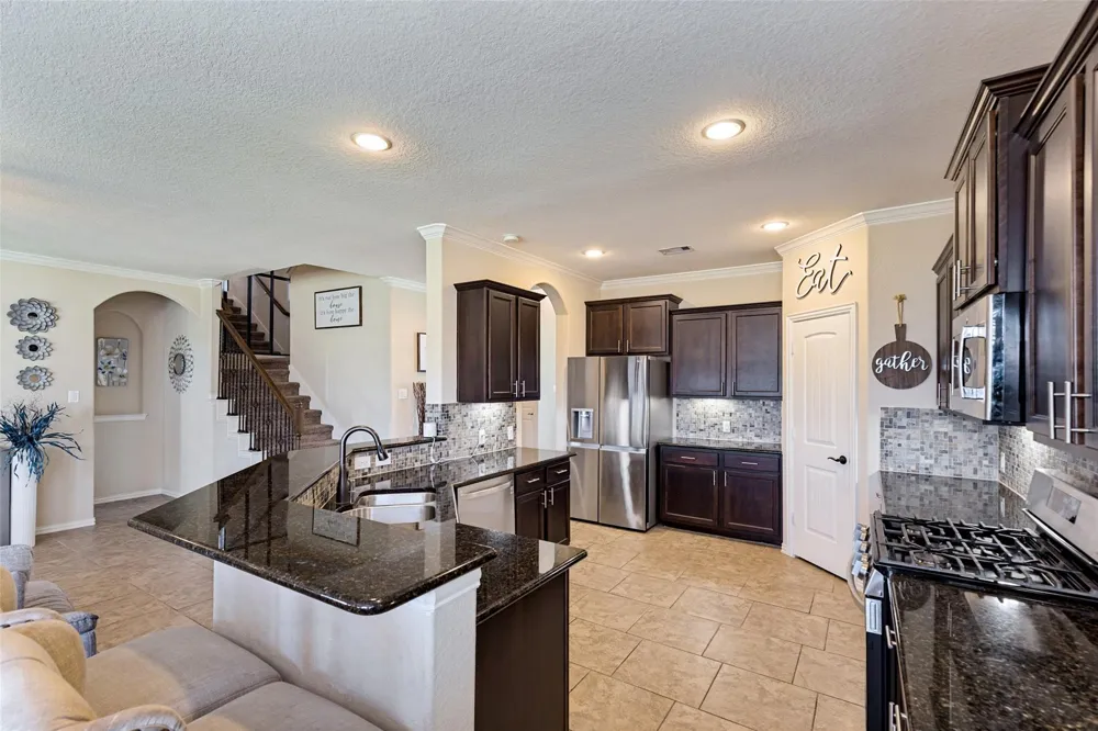3061 Arbor Ranch Court Dickinson, TX 77539