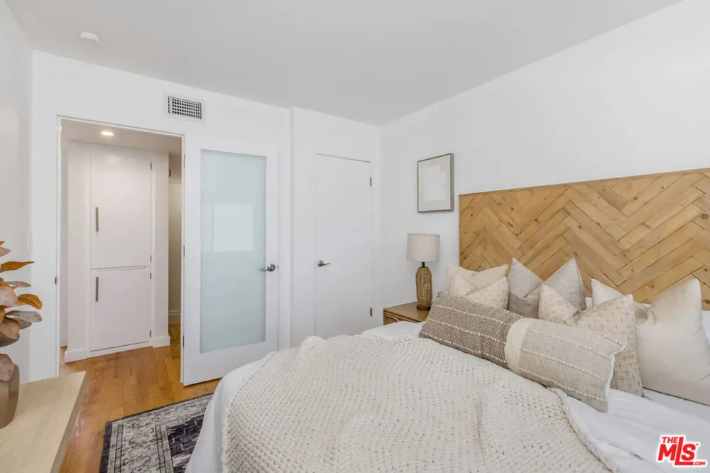 4754 La Villa Marina #Unit D Los Angeles, CA 90292