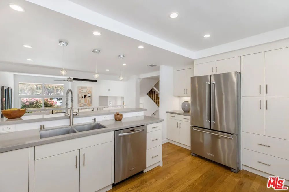4754 La Villa Marina #Unit D Los Angeles, CA 90292