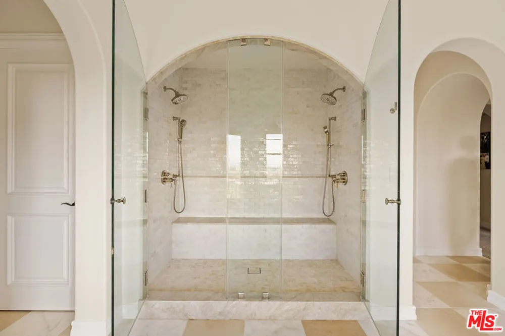 7585 Shore Cliff Drive Los Angeles, CA 90045