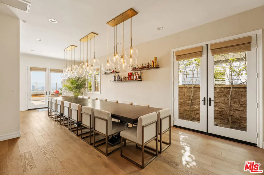 7585 Shore Cliff Drive Los Angeles, CA 90045