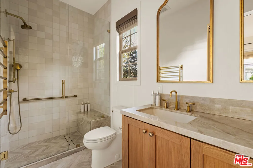 7585 Shore Cliff Drive Los Angeles, CA 90045