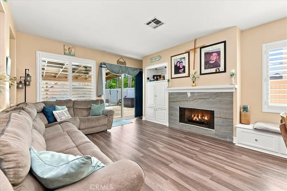 6248 Pear Avenue Eastvale, CA 92880