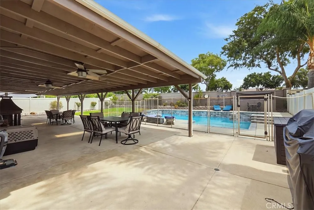 6248 Pear Avenue Eastvale, CA 92880
