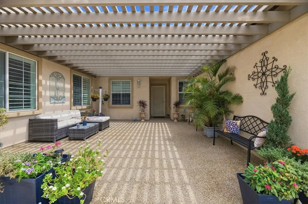 6248 Pear Avenue Eastvale, CA 92880