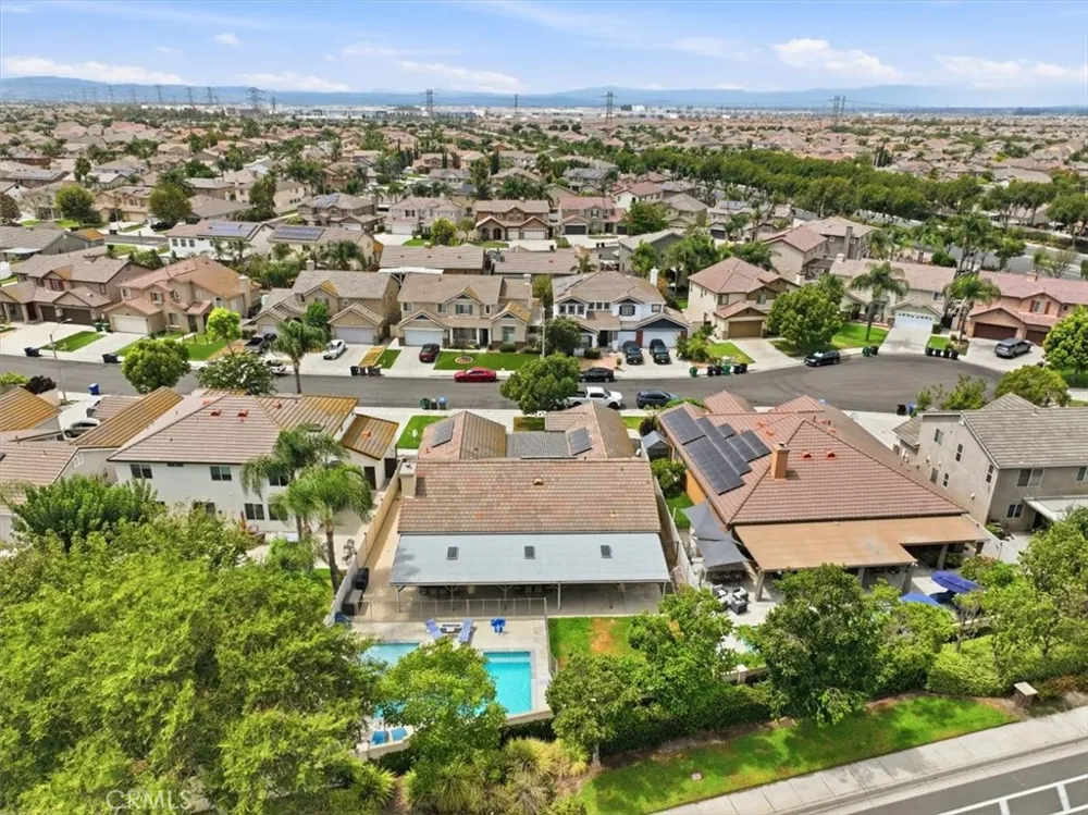 6248 Pear Avenue Eastvale, CA 92880