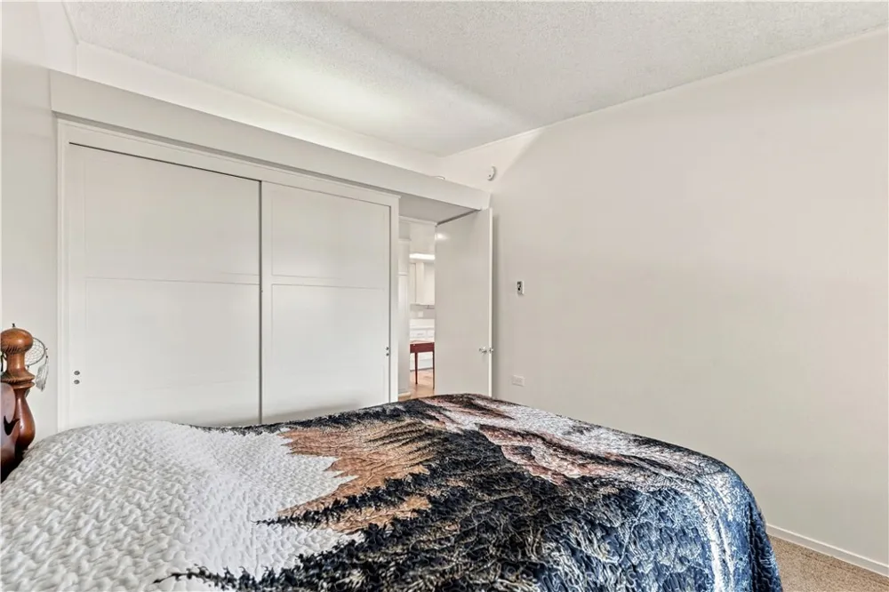 1261 Knollwood Road M4-45i Seal Beach, CA 90740
