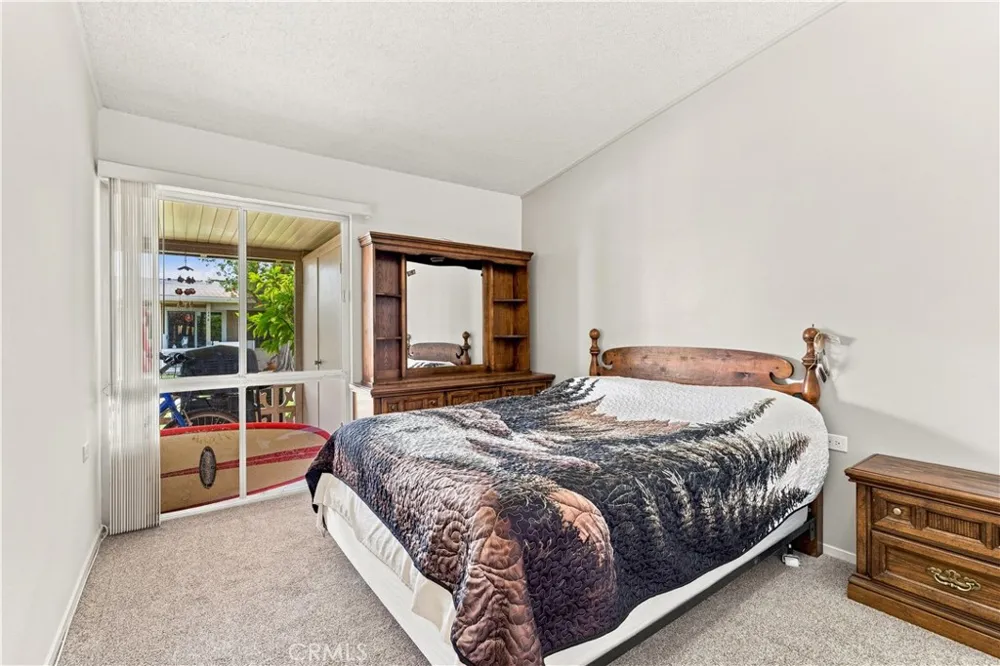 1261 Knollwood Road M4-45i Seal Beach, CA 90740