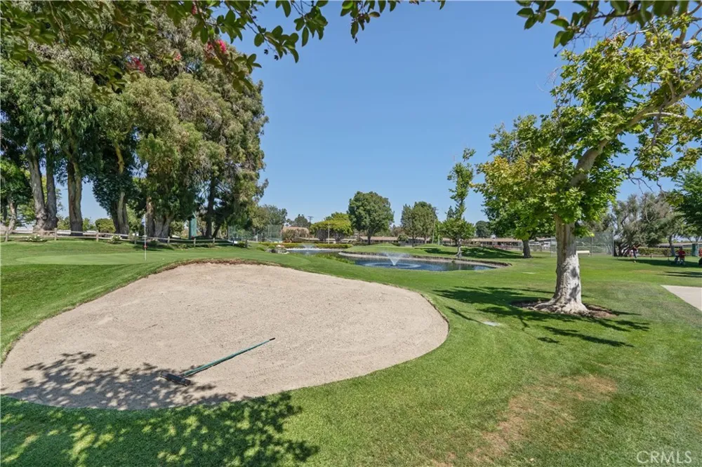 1261 Knollwood Road M4-45i Seal Beach, CA 90740