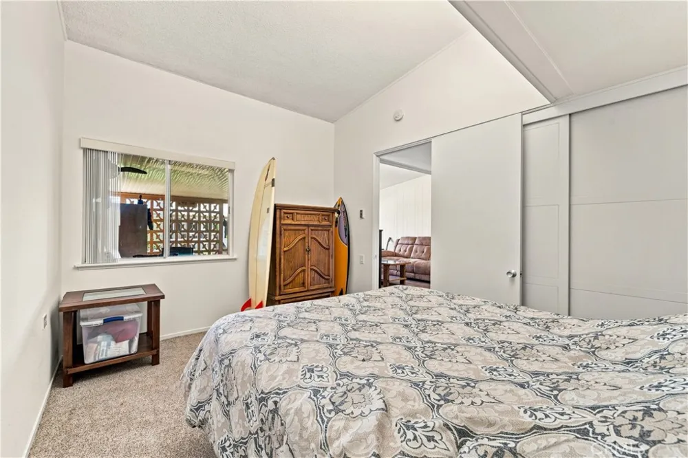 1261 Knollwood Road M4-45i Seal Beach, CA 90740