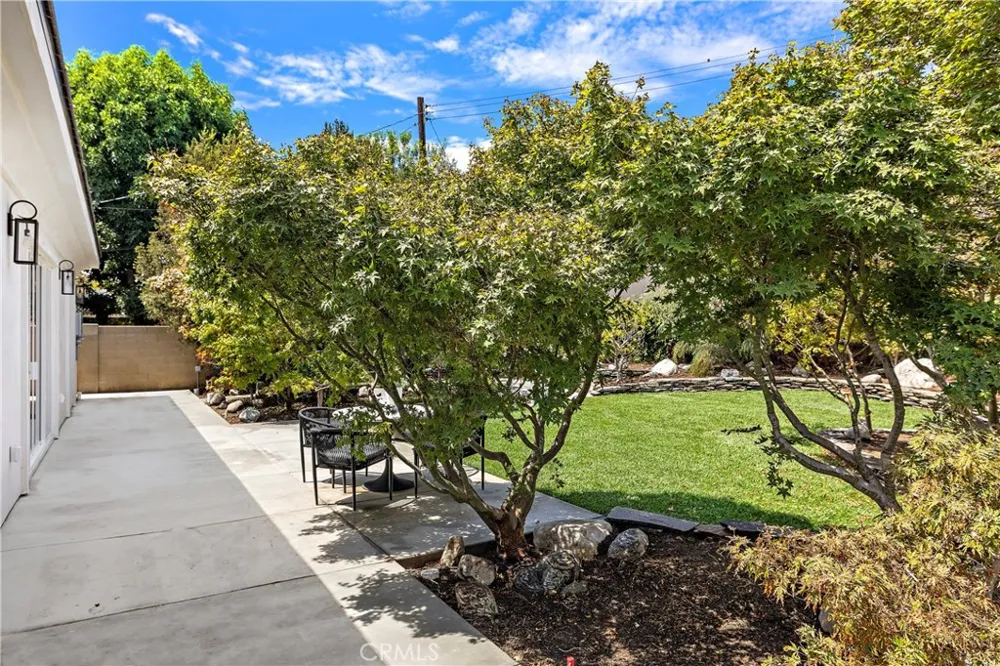 8719 Hummingbird Fountain Valley, CA 92708