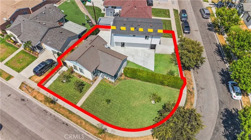 5833 Glady South Gate, CA 90280