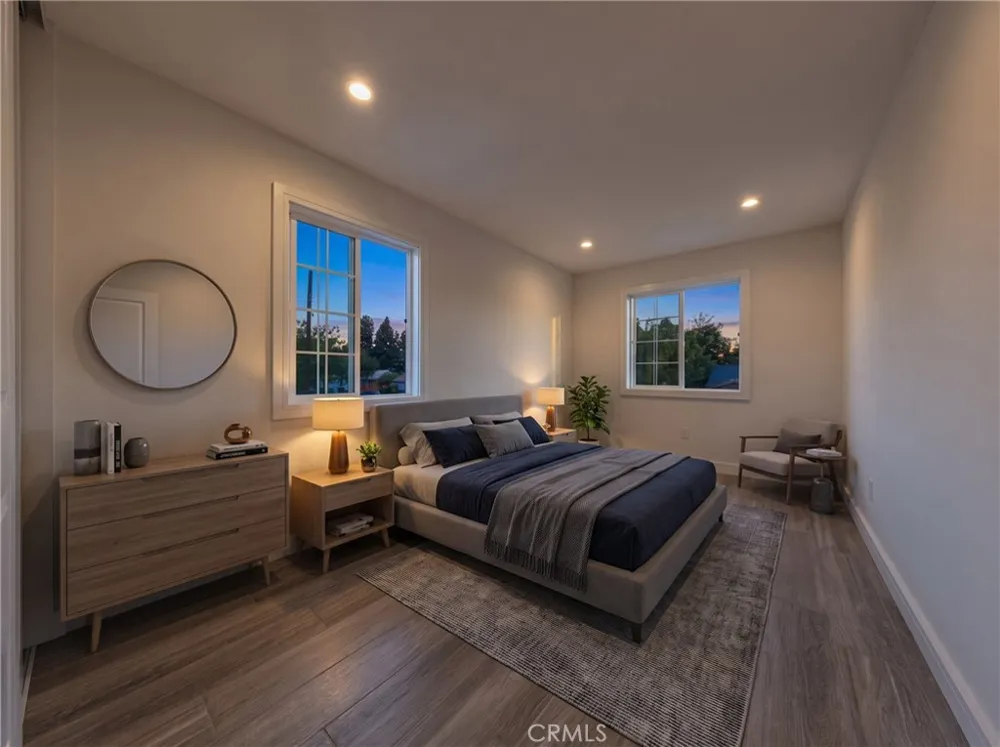 5833 Glady South Gate, CA 90280