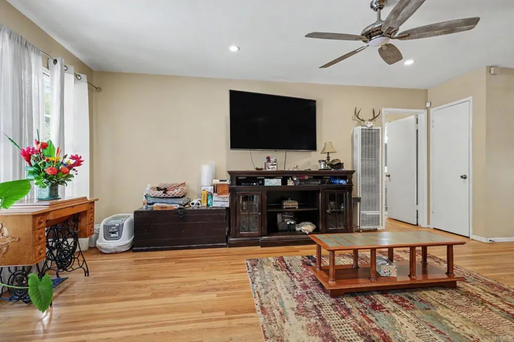 4852 Elsa Road San Diego, CA 92120