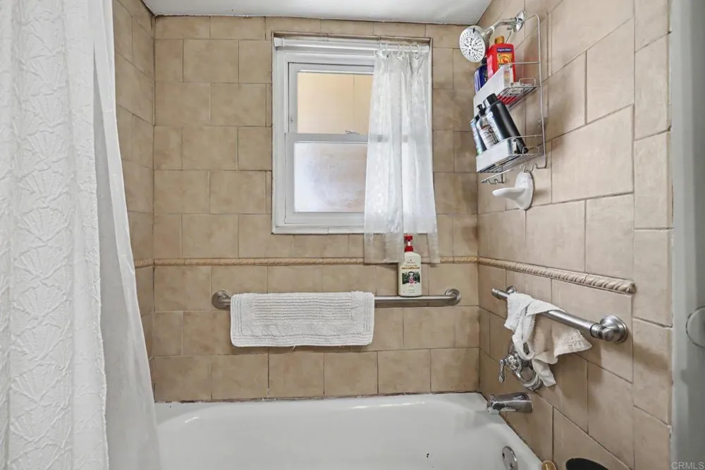 4852 Elsa Road San Diego, CA 92120